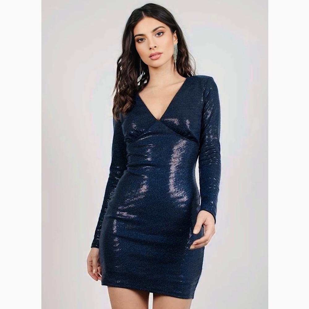 Lush Sequin Long Sleeve Bodycon Dress Blue Black Sequins Plunge V Neck Fitted